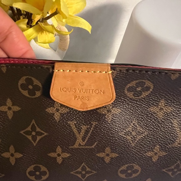 Loui Vuitton Graceful PM - Picture 13 of 13